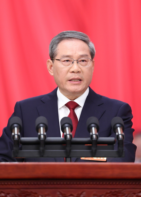 十四届全国人大三次会议开幕 习近平等在主席台就座